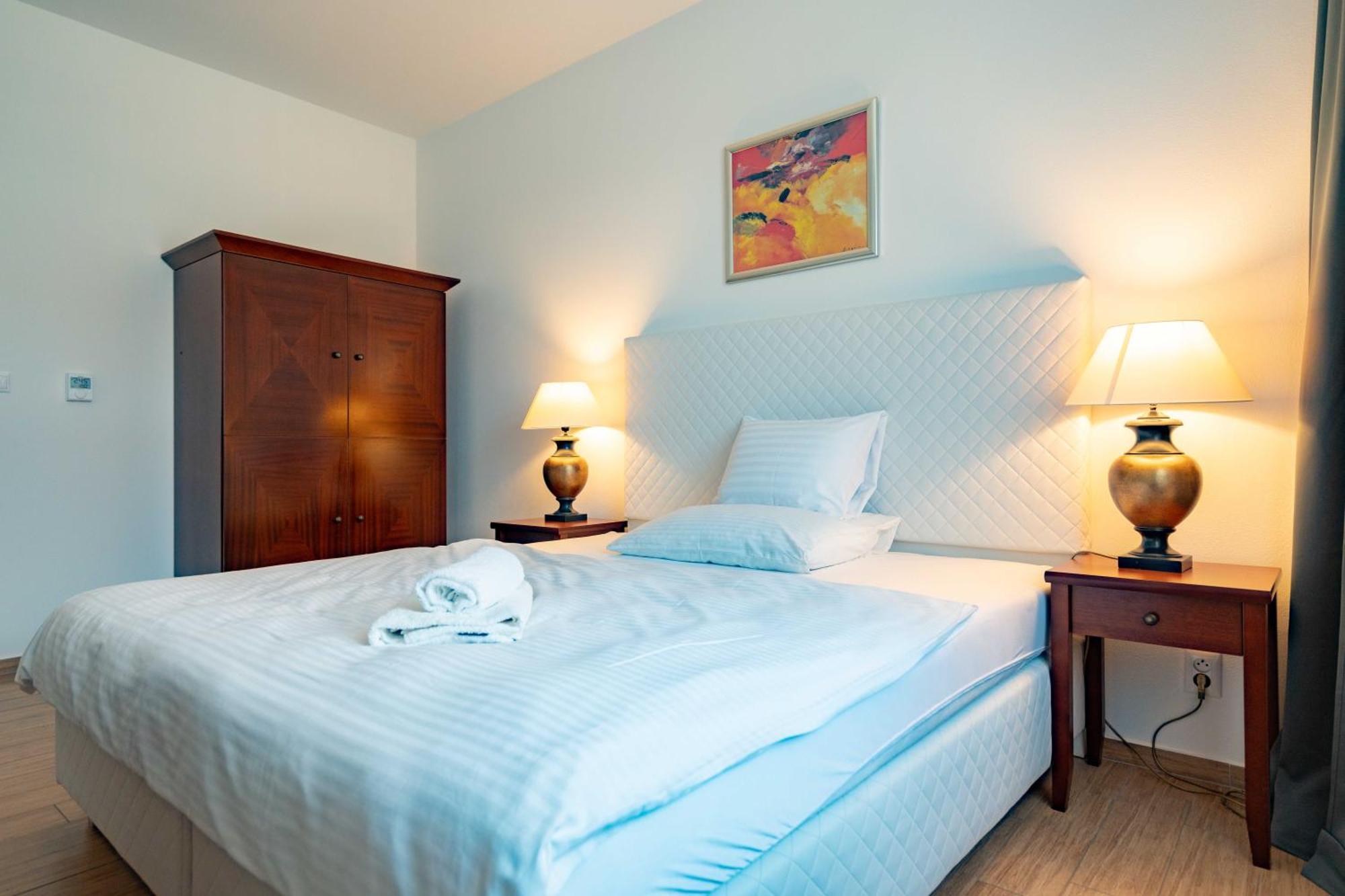 Hotel Volf Přeštice 外观 照片